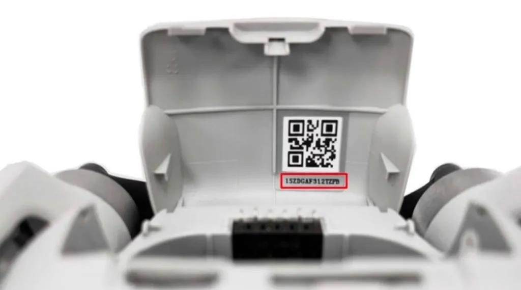 Расположение серийного номера DJI Mavic Mini Расположение серийного номера DJI Mavic Mini